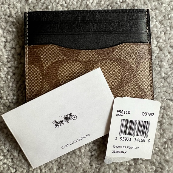 Coach Handbags - Coach Card Holder